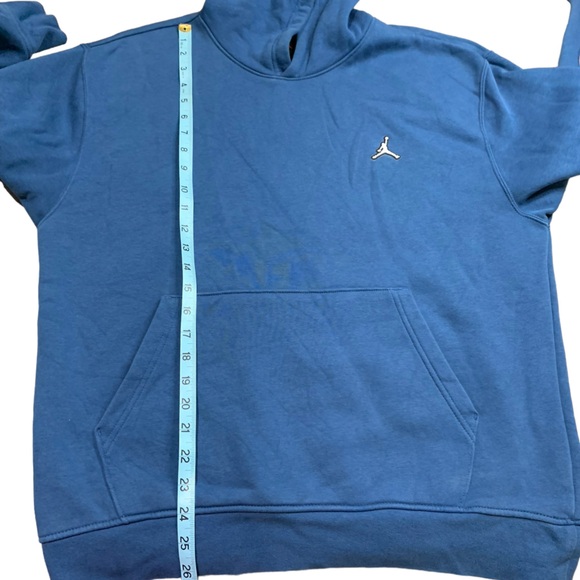 MENS JORDAN ESSENTIALS FLEECE PULLOVER HOODIE - Picture 3 of 9